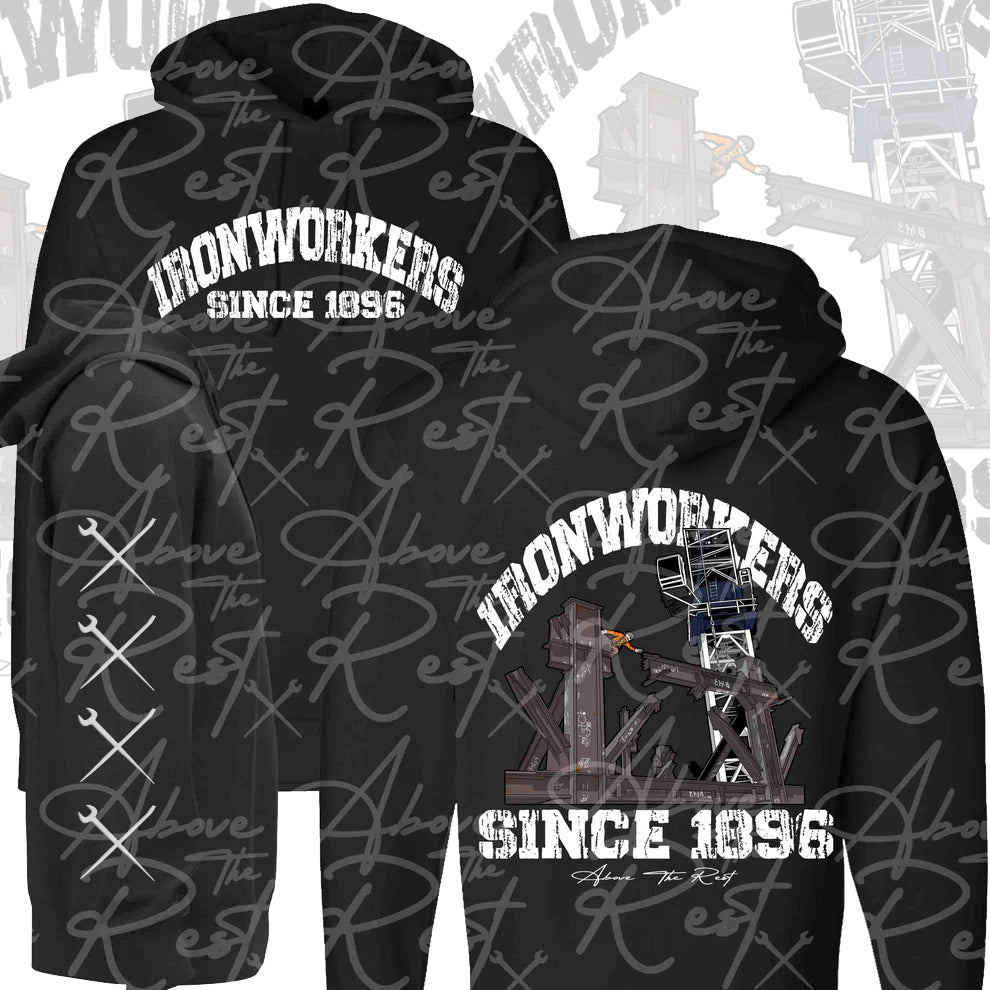 STRUCTURAL PULLOVER HOODIE